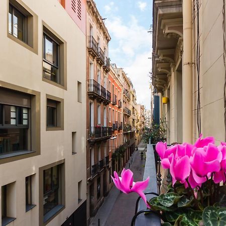 Inbarcelonasuites Екстериор снимка